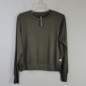 Vuori Daydream Crew- Size Medium